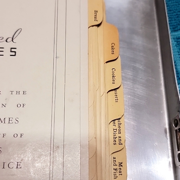 Vintage Pillsbury Cookbook with Aluminum Cover - Picture 7 of 12